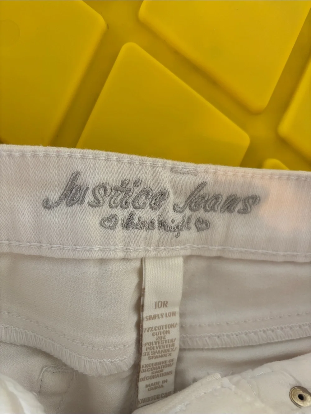 Girl’s Cream Denim Bermuda Shorts